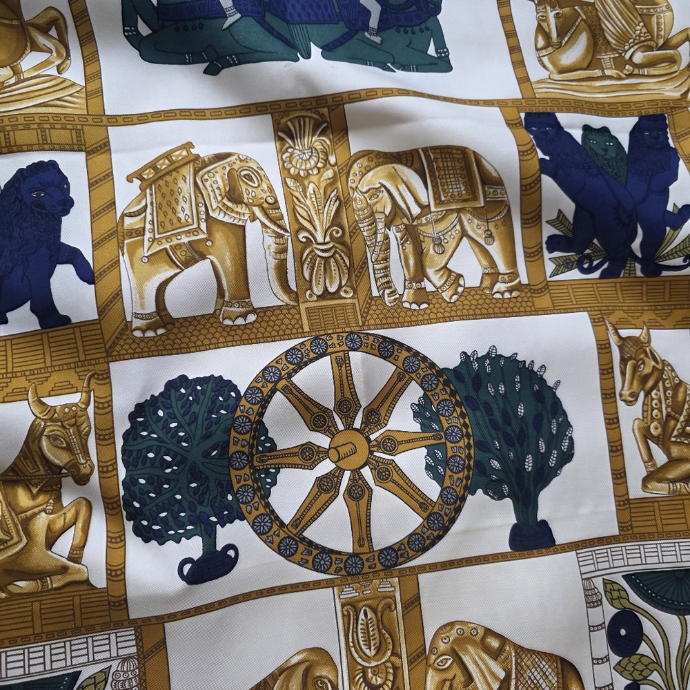 Hermes Paris  Torana Elegant Silk Scarf with Elephant and Gold Design - Picture 9 of 14